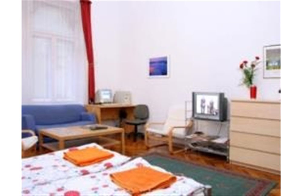  شقة إنترنت بودابست